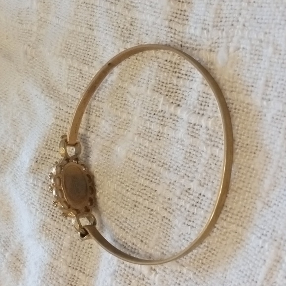 - 70s French Rose Cobochon Bangle Bracelet & Locket  Ring Set - Picture 4 of 14